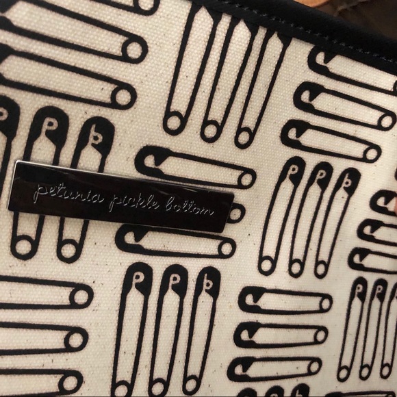 Petunia Pickle Bottom Tote - Picture 2 of 8